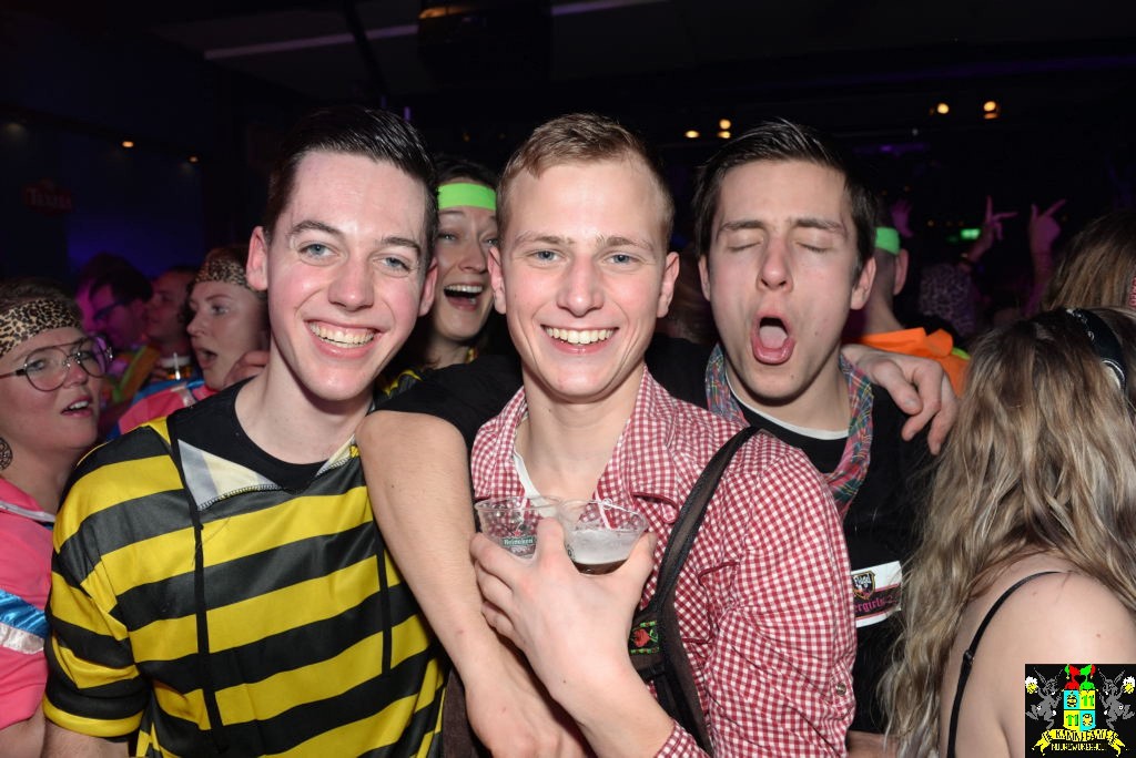 ../Images/Carnavals vrijdagavond in VdG 155.jpg